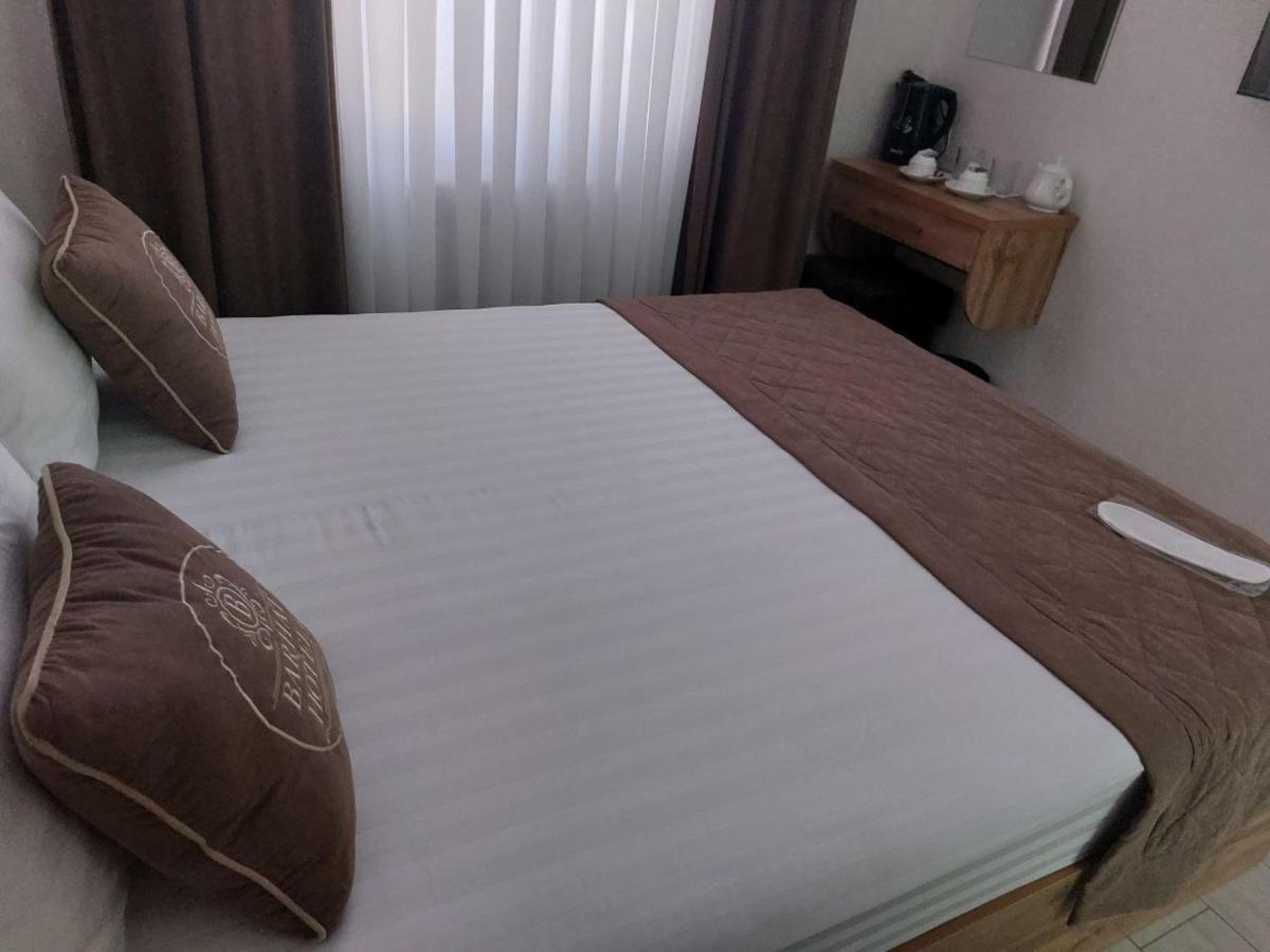 Barhat Hotel Taszkent Zewnętrze zdjęcie